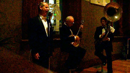 Greg Poppleton and the Bakelite Broadcasters Trio for a 30th Birthday at the ArtHouse