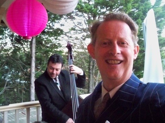 1920s-1930s style singer Greg Poppleton singing with his Bakelite Broadcasters for a 40th Birthday Party. Stan Valacos, double bass