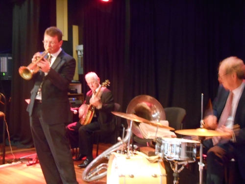 Greg Poppleton and the Bakelite Broadcasters, authentic 1920s singer with red hot jazz band, Geoff Power (tp and sousaphone) Grahame Conlon (banjo) and Lawrie Thompson (drums).