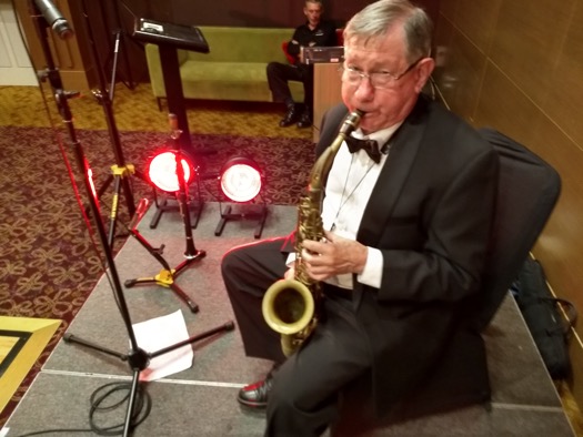 Paul Furniss with the Greg Poppleton band on alto sax and clarinet.